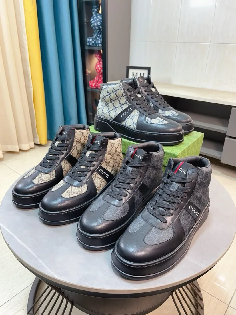 Factory price 438🌹🌹GUCCI [Gucci] New high-top men's shoes, a high-end brand, the latest fashionable casual men's shoes, trendy and versatile, relaxed and sporty style, uppers imported from Italy, first-layer cowhide, genuine leather lining, and ultra-fine workmanship. Original personalized fashionable rubber wear-resistant outsole, light and comfortable on the foot, size 38-44